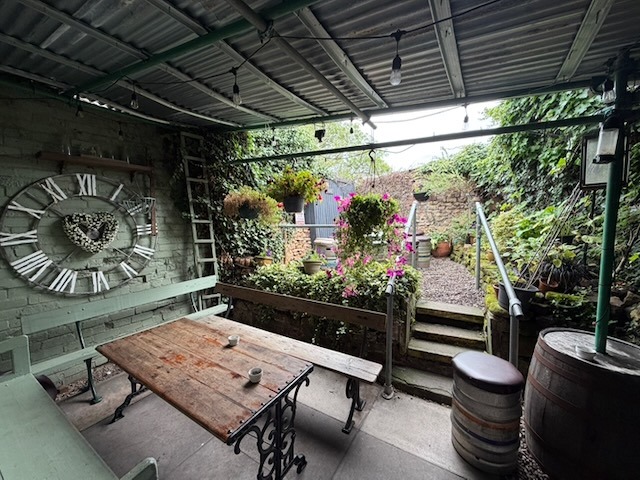 The covered garden